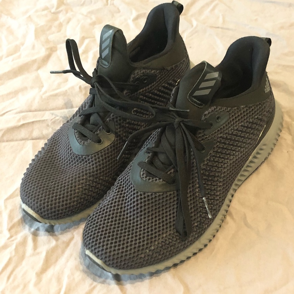 adidas Alphabounce Women’s 7.5 black/grey